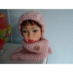 ENSEMBLE BONNET ET SNOOD